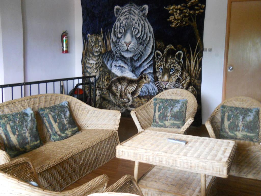 Hotel Lagrosa Backpackers Coron Exterior foto
